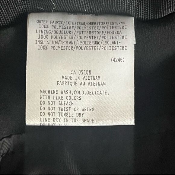 Descente Insulated WaterProof Interior Pockets Ski Jacket - Picture 15 of 16